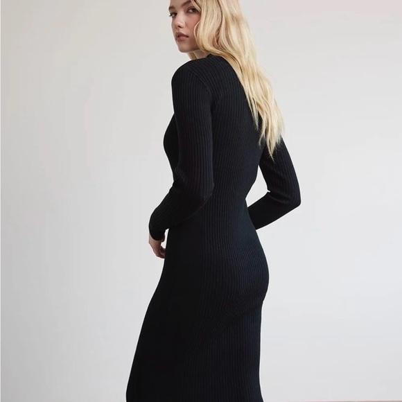 Long-Sleeve Mock-Neck Ribbed Dress (Like new) - Picture 1 of 3